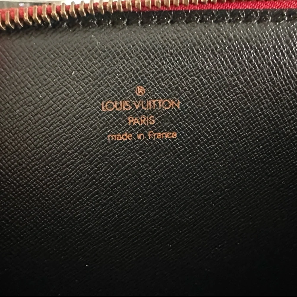 Authentic Louis Vuitton Epi Leather Red Jules GM‎ Pochette Bag Clutch Pouch